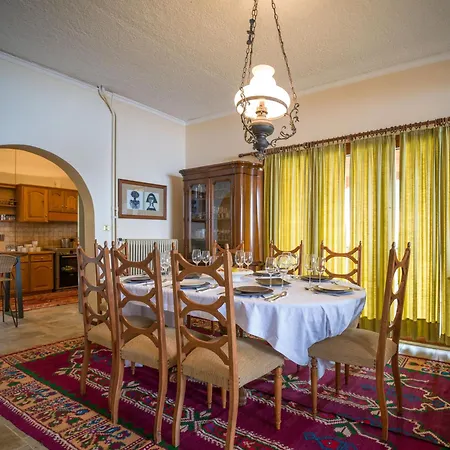 Traditional Luxury Armonia
