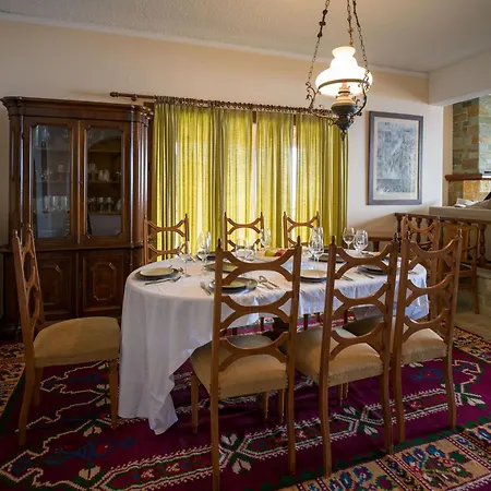 Traditional Luxury Armonia Villa Aigio