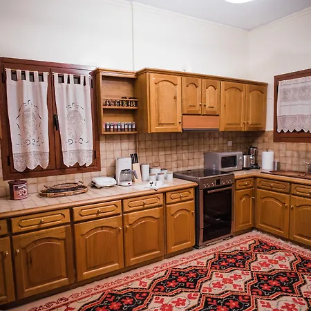 Traditional Luxury Armonia