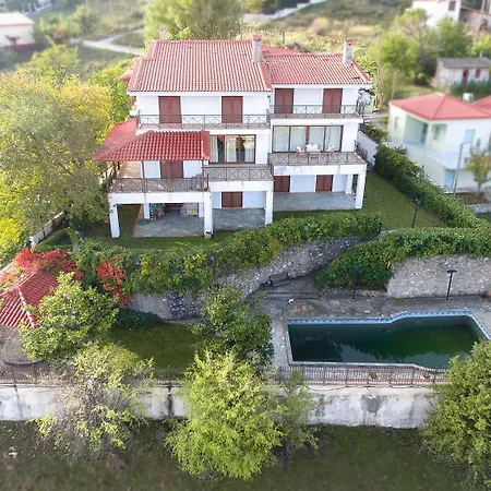 Traditional Luxury Armonia