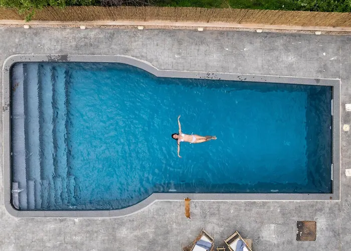 Traditional Luxury Armonia Villa Égio