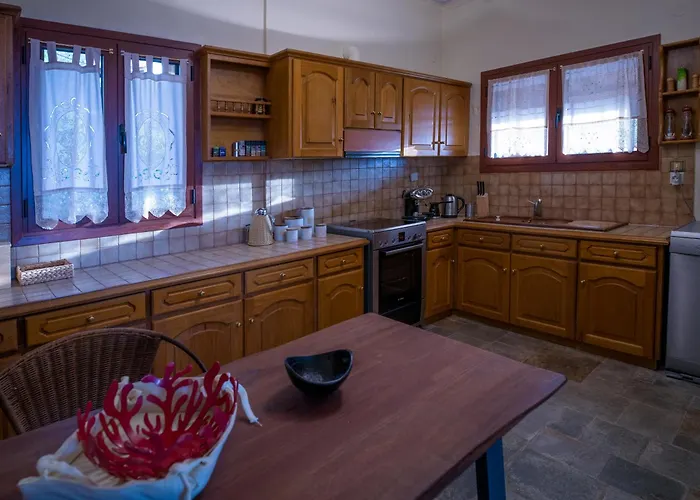 Traditional Luxury Armonia