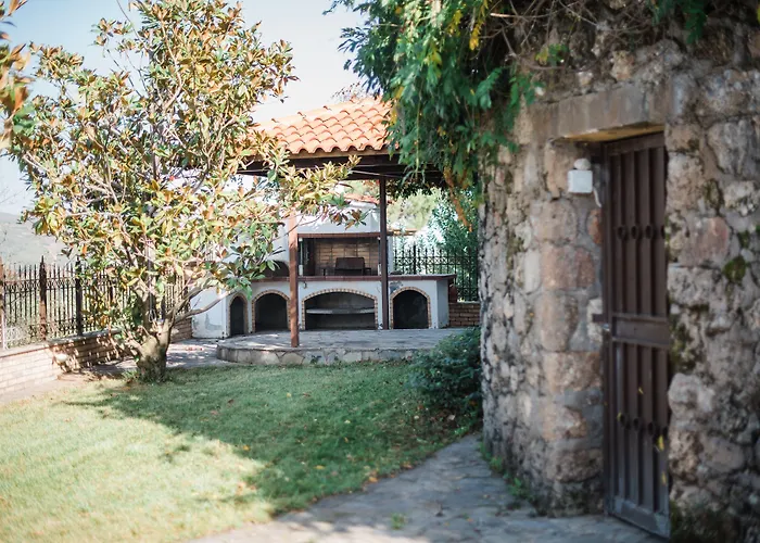 Traditional Luxury Armonia